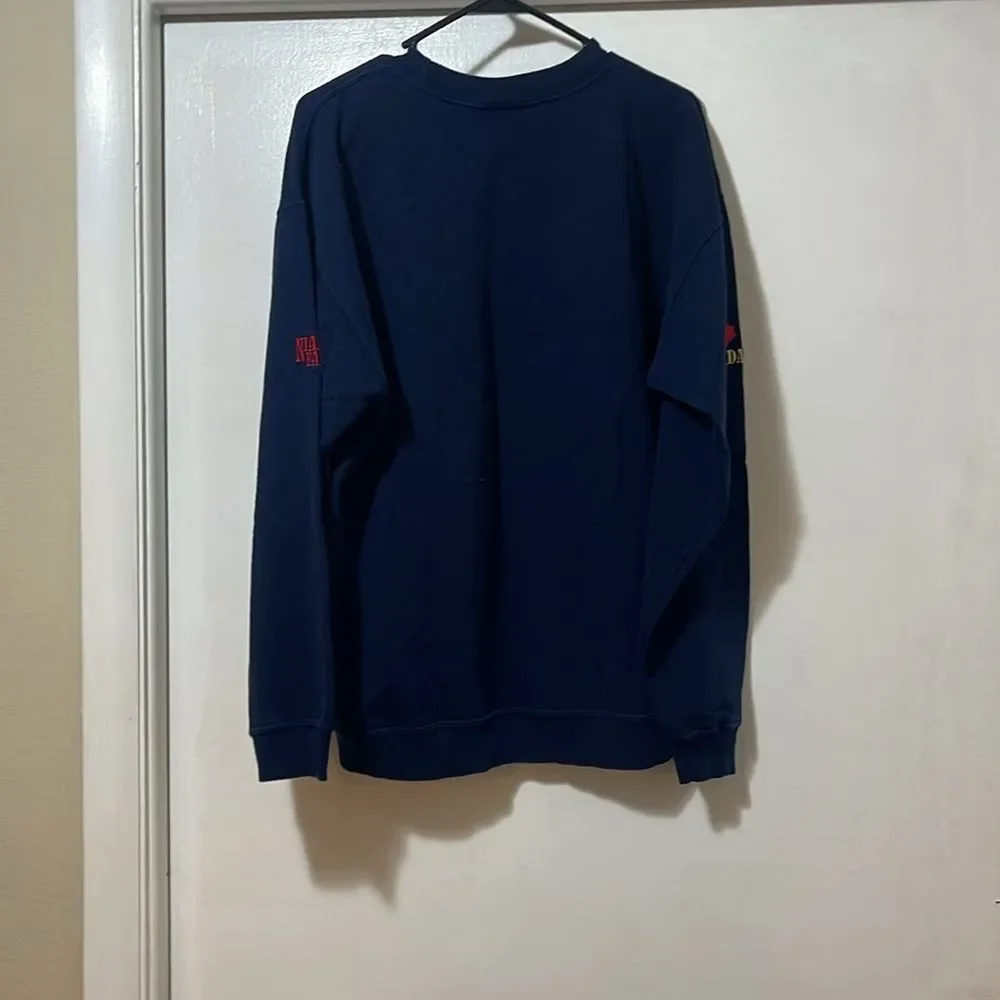 Vintage Hard Rock Cafe  canada Blue Crewneck Sweater medium
